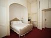 Les Trois Lys - Hotel