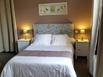 Aux Bls dOr  - Hotel