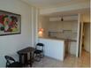 Cannes 2054 - Hotel