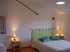 Chambres dHtes Chez Lyne - Hotel