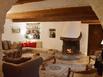 Holiday Home Hameau La Verrerie Bagnols en Foret - Hotel