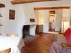 Holiday Home Hameau La Verrerie Bagnols en Foret - Hotel