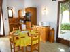 Holiday Home Les Amandiers Saint Cyprien - Hotel