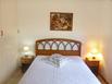 Holiday Home Maison Leconte Bormes Les Mimosas - Hotel