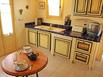 Holiday Home Av Honore Daumier Carpentras - Hotel