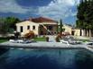 Holiday Home Entre Luberon Et Avignon Islesurla Sorgue - Hotel