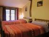 Holiday Home Jousselin St Pierre Montlimart - Hotel