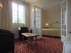 Logis Hostellerie Saint Pierre - Hotel