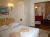 Htel du Rond-Point des Champs-Elysees - Hotel