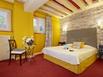 Htel Beaubourg - Hotel