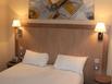 Logis Lhtel Restaurant Antony Verrires Le Buisson - Hotel