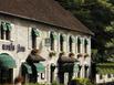 Logis Hostellerie des Monts Jura - Hotel