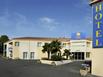 Comfort Hotel Saintes - Hotel