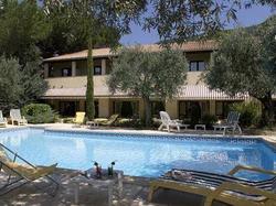  - Hotel