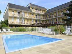  - Hotel