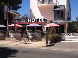  - Hotel