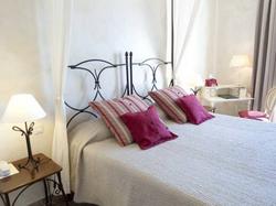  - Hotel