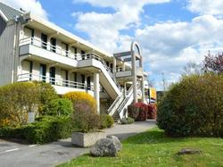  - Hotel