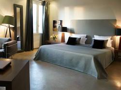  - Hotel