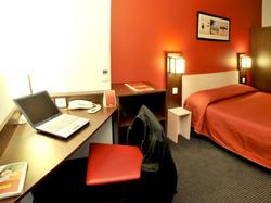 - Hotel
