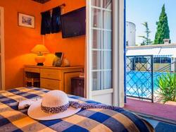  - Hotel