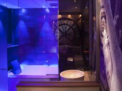  - Hotel