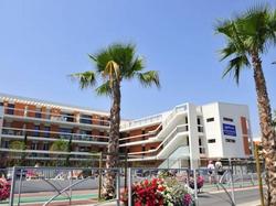  - Hotel