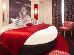  - Hotel
