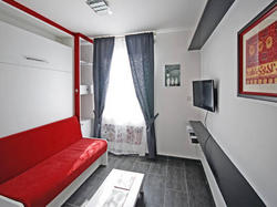  - Hotel