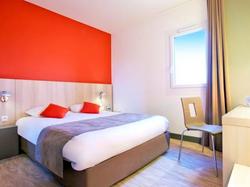  - Hotel