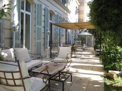  - Hotel
