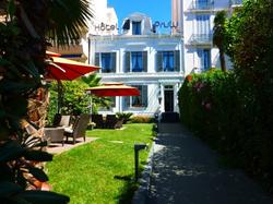  - Hotel