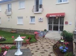  - Hotel