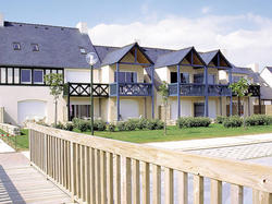  - Hotel