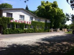  - Hotel
