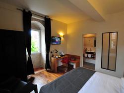  - Hotel