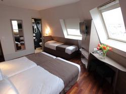  - Hotel