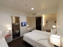  - Hotel