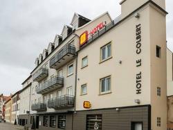  - Hotel