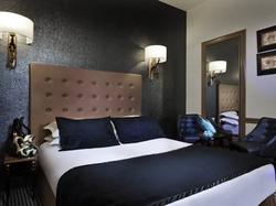  - Hotel