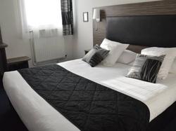  - Hotel