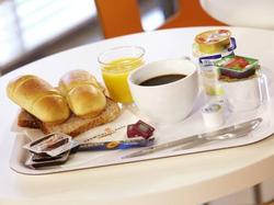  - Hotel