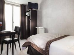 - Hotel