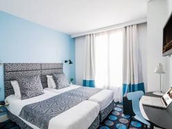 - Hotel