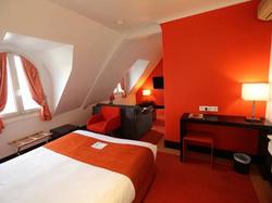  - Hotel