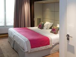  - Hotel
