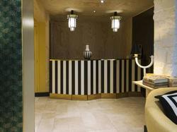  - Hotel