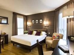  - Hotel