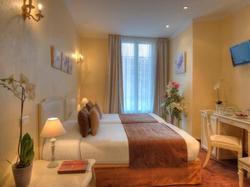  - Hotel