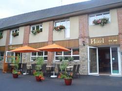  - Hotel